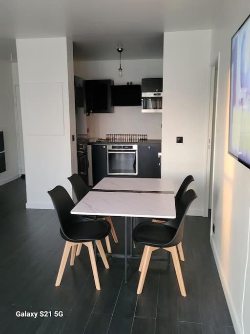 Superbe T2, Paris, Stade De France, Wifi, Parking 圣但尼 外观 照片